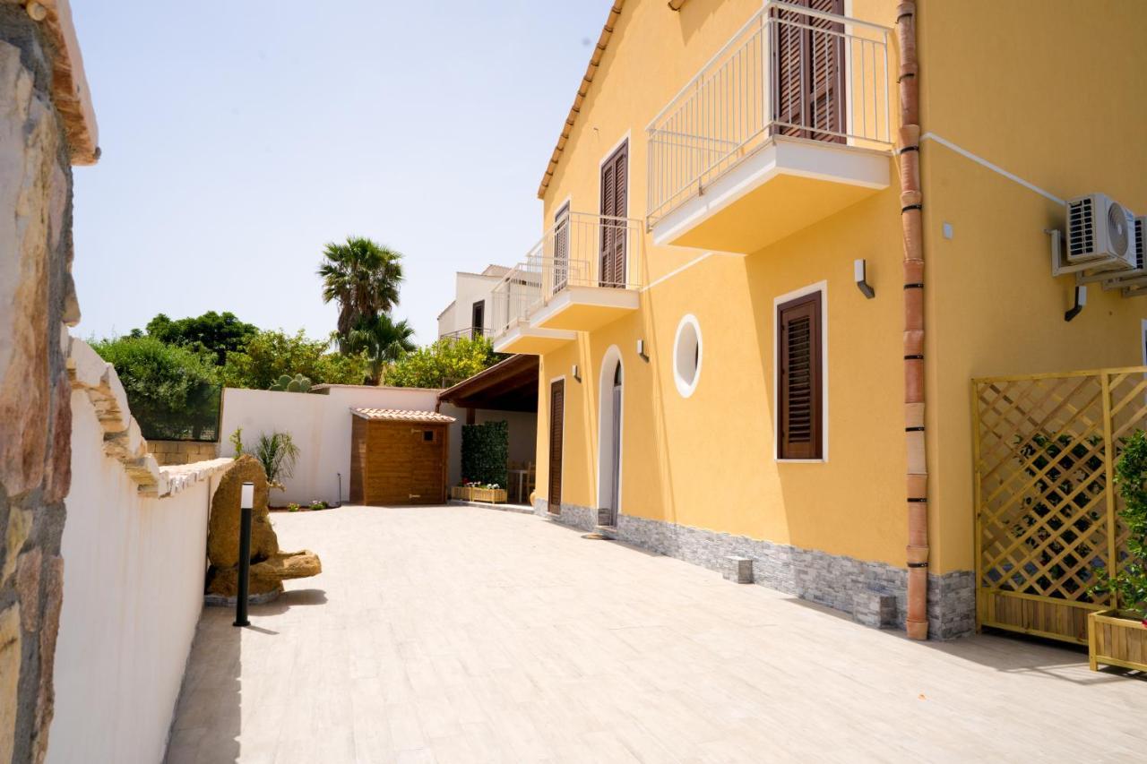 Dove Sorge Il Sole Bed & Breakfast Custonaci Room photo