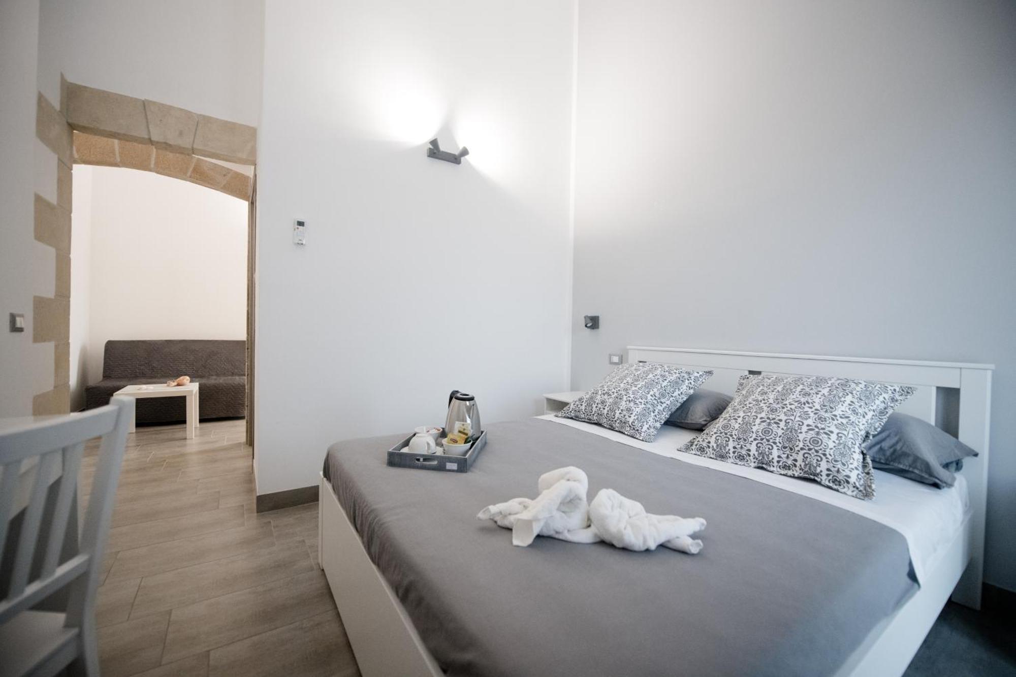 Dove Sorge Il Sole Bed & Breakfast Custonaci Exterior photo